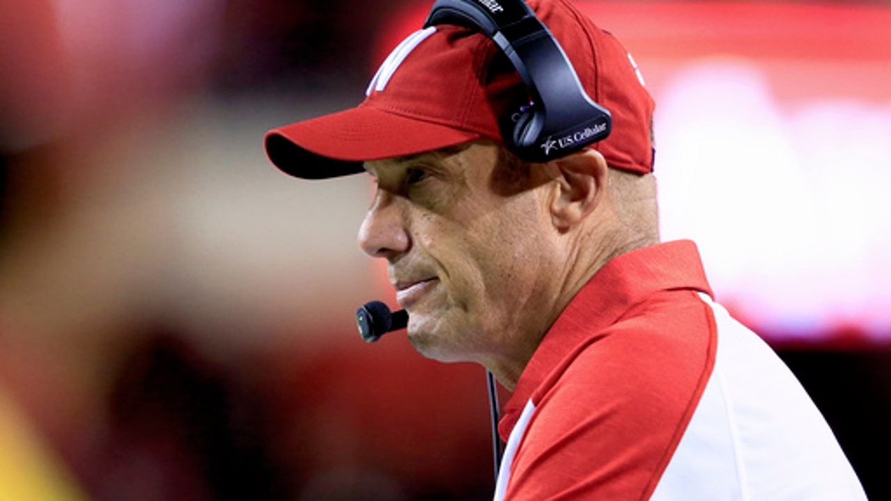 No. 7 Huskers see Wisconsin stadium as their proving ground